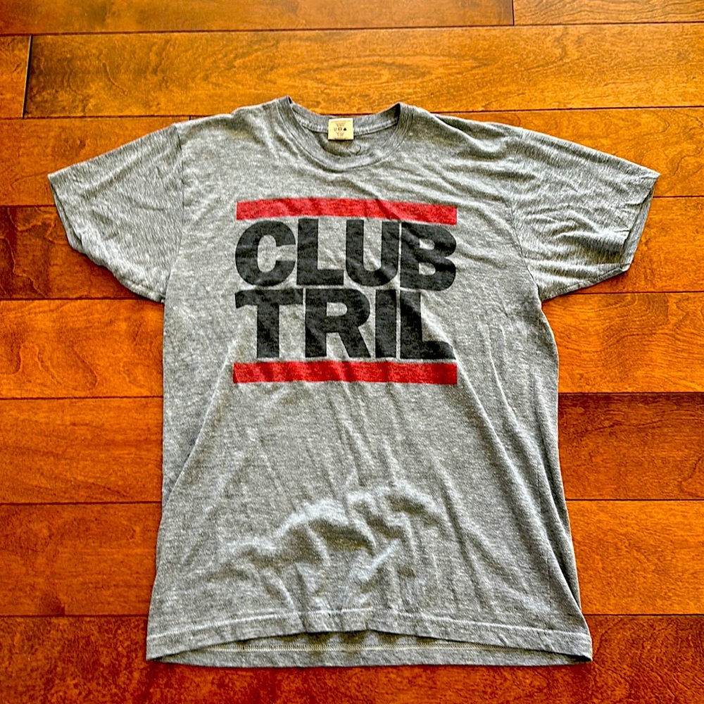 Men’s Homage “Club Tril” T-Shirt. Men’s large. Gray